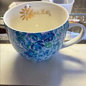 NWOT Lilly Pulitzer Vibrant Blue/Green Mug